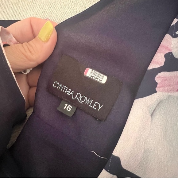 CYNTHIA ROWLEY
Rose Floral Aurora Maxi Dress SIZE 16 - Picture 3 of 8